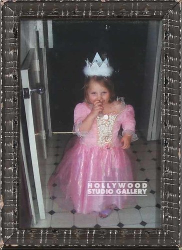 7X5 TABLETOP LIL GIRL PINK DRESS