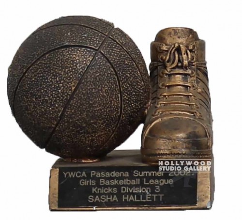 4" BASKETBALL TROPHY/SHOE & BALL
