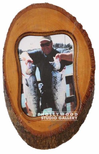 11x7 TREE TRUNK GUY W 2 FISH