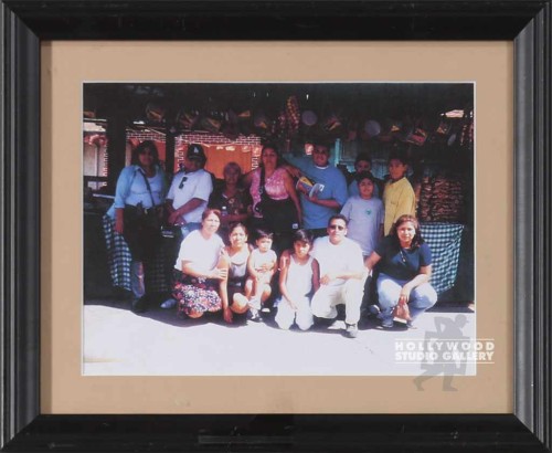 9X11 TABLETOP CHARLIE`S FAMILY