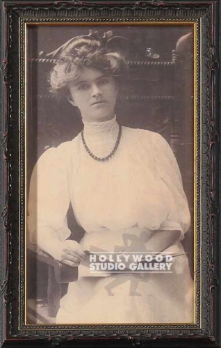 10X6 TABLETOP TARA`S GRANDMA