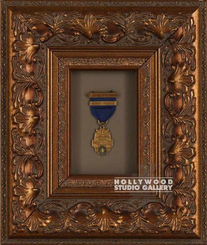 13X11 GOLD ORNATE FRAME/MEDAL