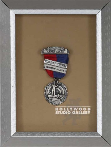 8X6 SILVER METAL FRAME/ MEDAL