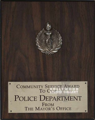 15X12 WOODEN PLAQUE/POLICE DEPT.