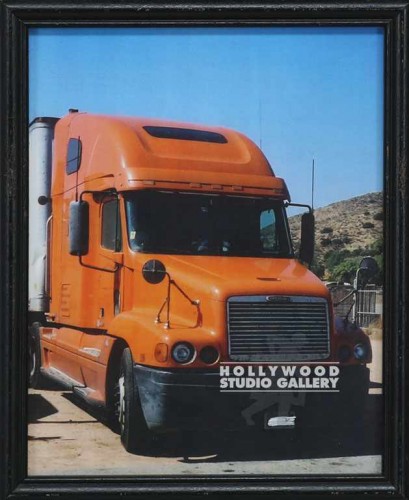11X9 BLK FRM/CLR PHTO/ YELLOW TRUCK