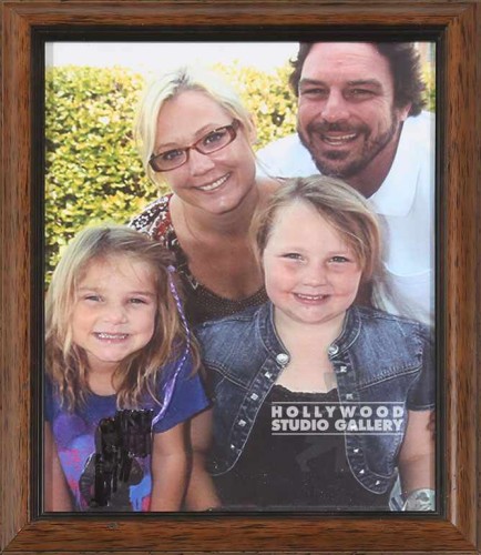 12X10 SWBF/ 2 KIDS/ MOM AND DAD/