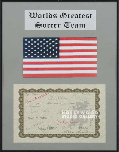 22X14 WRLDS GRTST SOCCER TEAM/BLK