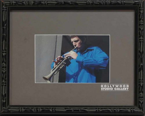 9X11 TABLETOP MAN PLAYING TRUMPET