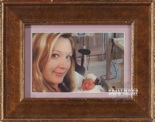 7X9 TABLETOP MOM W NEW BORN BABY