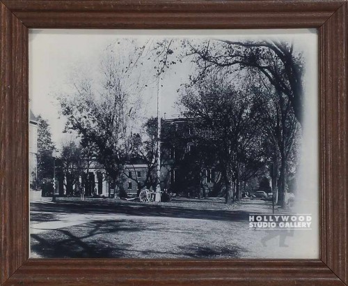 9X11 B/W CAMPUS/CANON  BY POST/BRWN