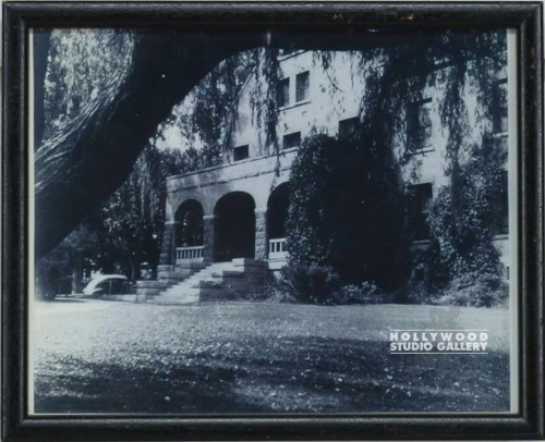 9X11 B/W SCHOOL BUILDING/TREES/BLK