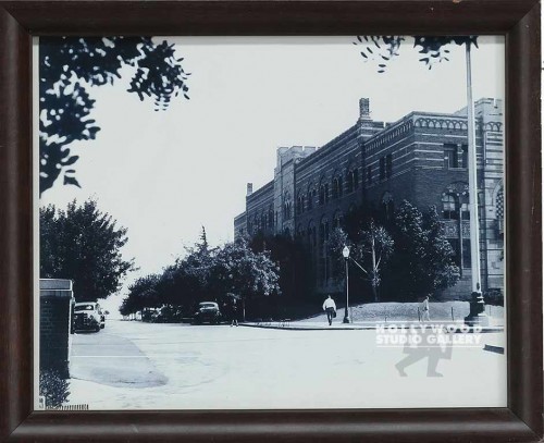 9X11 B/W SCHOOL BUILDING/ BRWN