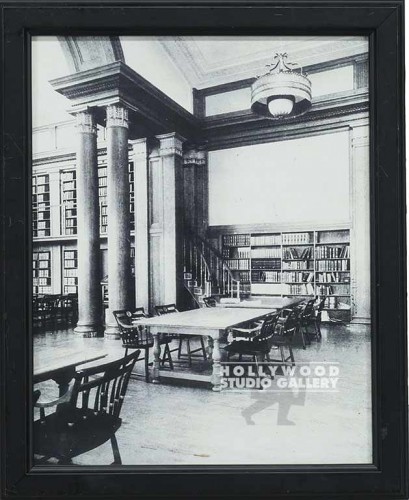 11X9B/W INTERIOR/LIBRARY/VINTGE/BLK