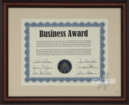 13X16 BUSINESS AWRD/BRWN WD FRM