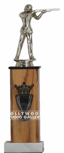 12" HUNTING TROPHY