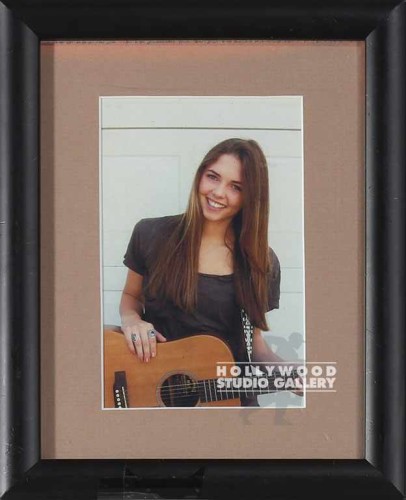10X8 TABLETOP YOUNG GIRL W GUITAR