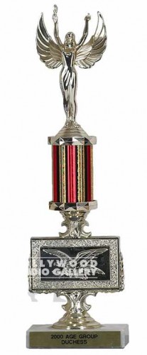 14" 2000 AGE GROUP DUCHESS TROPHY