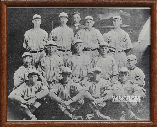 9X11 B&W BASEBALL TEAM BRWN FRAME