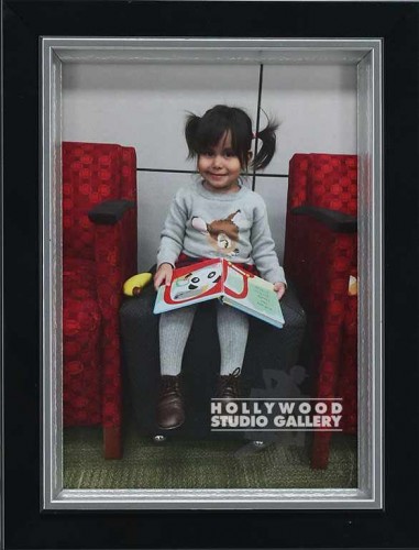 HBW 8x6 Girl Reading Book/Black Frame