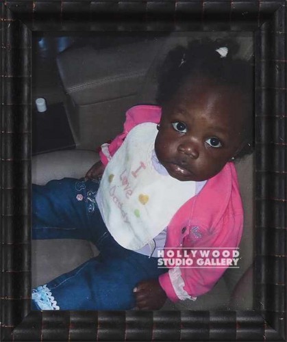 12x10 Clr Throught Child w Bib / Bamboo Frame
