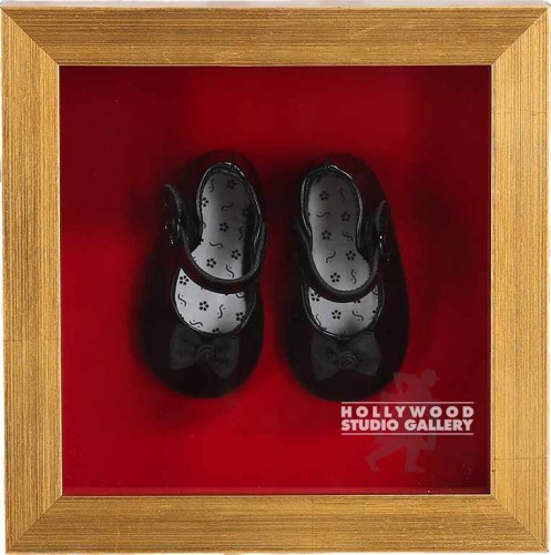 10x10 Baby Shoes ShadowBox Gold Frm