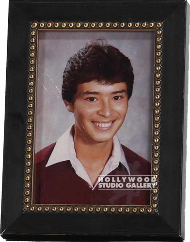 6x4 Desktop Young Fausto Blck Frm
