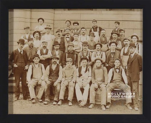 10X8 VINTAGE GROUP PHOTO` FRM