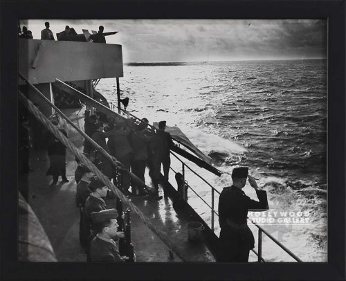 9X11 B W SAILORS AT SEA