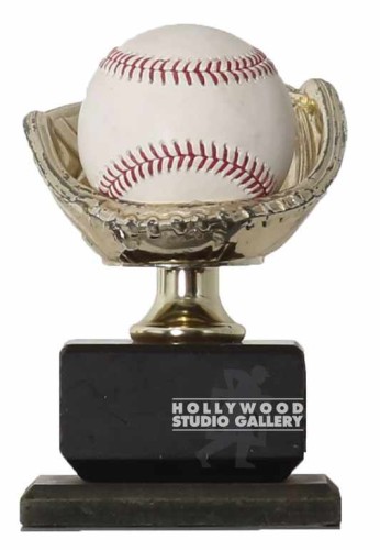 7`` BALLBALL GLOVE  BALL TROPHY