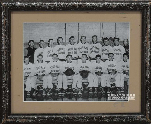 9x11 B/W Basketball Team Photo/Frmd