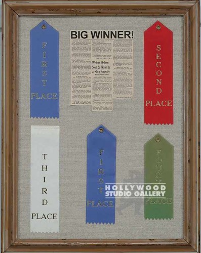 Red/Blue Ribbon Newspaper Cut-Out