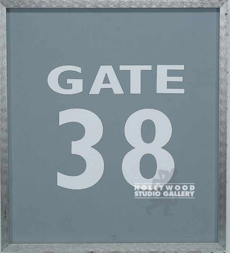 20x18 Airport Gate 38