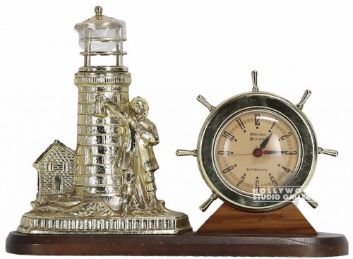 10x13 Lighthouse Light & Clock
