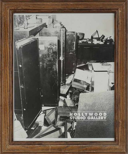12X10 BXW PHOTO/BURGLARIZED SAFE/WD