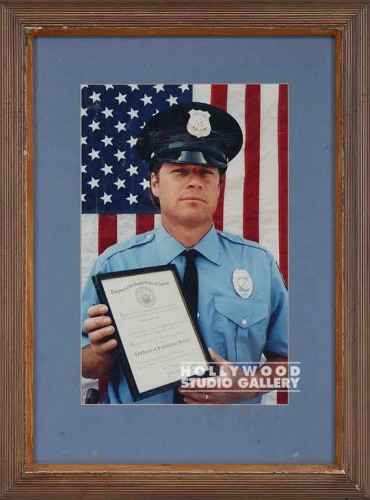 21x16 POLICEMAN PHOTO/PLAQUE/WOOD