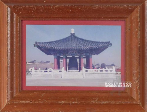 7x9 TABLETOP/KOREAN FRIENDSHIP BELL