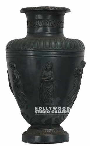 15X10``Roman Urn - w Female Figures