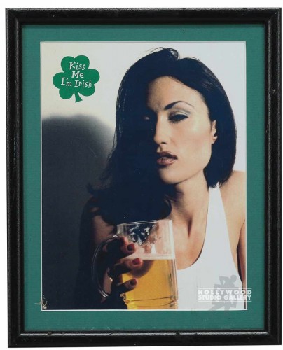 11X9 IRISH GIRL BEER BLK/ FRMD