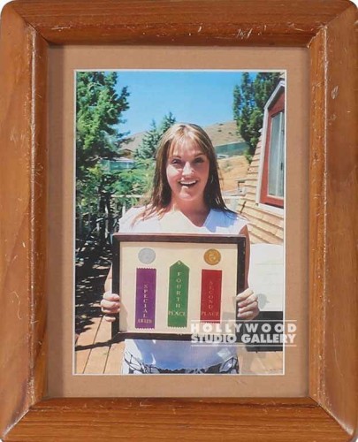 8x7 TABLETOP CARRIE W AWARD RIBBONS