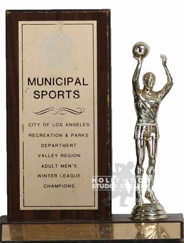 9" MUNICIPAL SPORTS TROPHY 1983