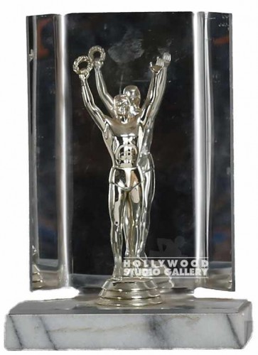 7" ACADEMIC AWARD TROPHY