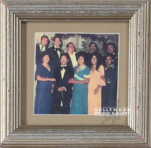 7X7 TABLETOP LATINO FAMILY PICTURE