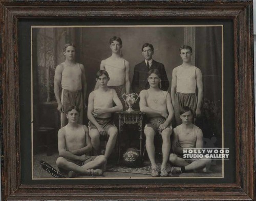 12x10 B/W Team Photo/Basketball