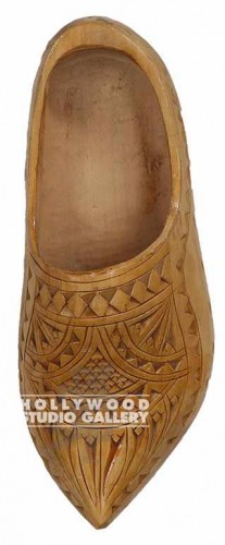 11" WOODEN DUCTH SHOE/LEFT