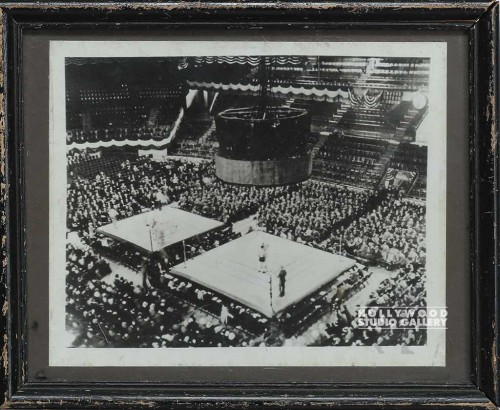 9x11 B/W Double Boxing Ring Photo