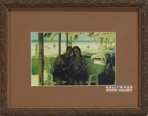 9x7 Couple Sitting Beach Desktop