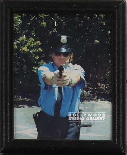 6x5 Standing Frame/Cop w/Gun Drawn