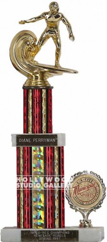 22" TROPHY/GIRL SURF  W/GOLD SEAL