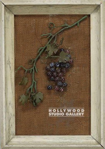 17X12 FRMD 3-D GRAPES/WHITE FRM