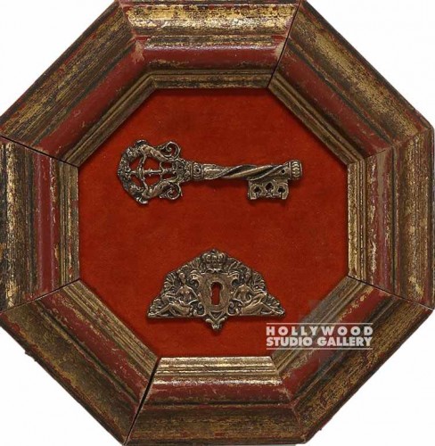 8" Octagonal 3D/Lock & Key